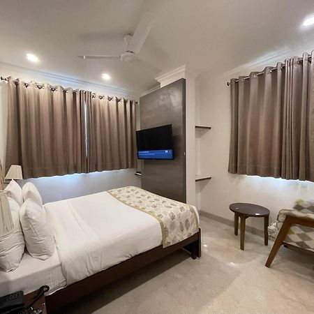 Wongdhen House Hotel New Delhi Buitenkant foto