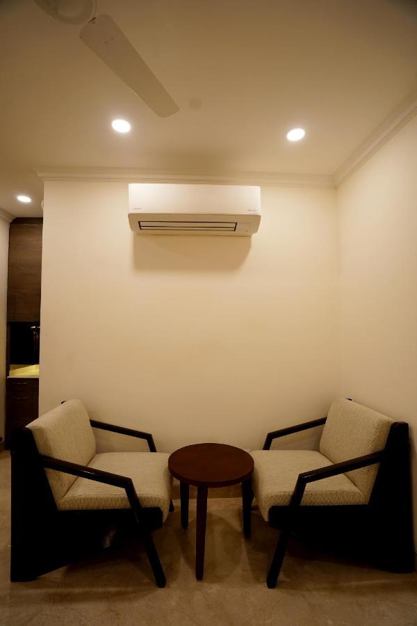 Wongdhen House Hotel New Delhi Buitenkant foto